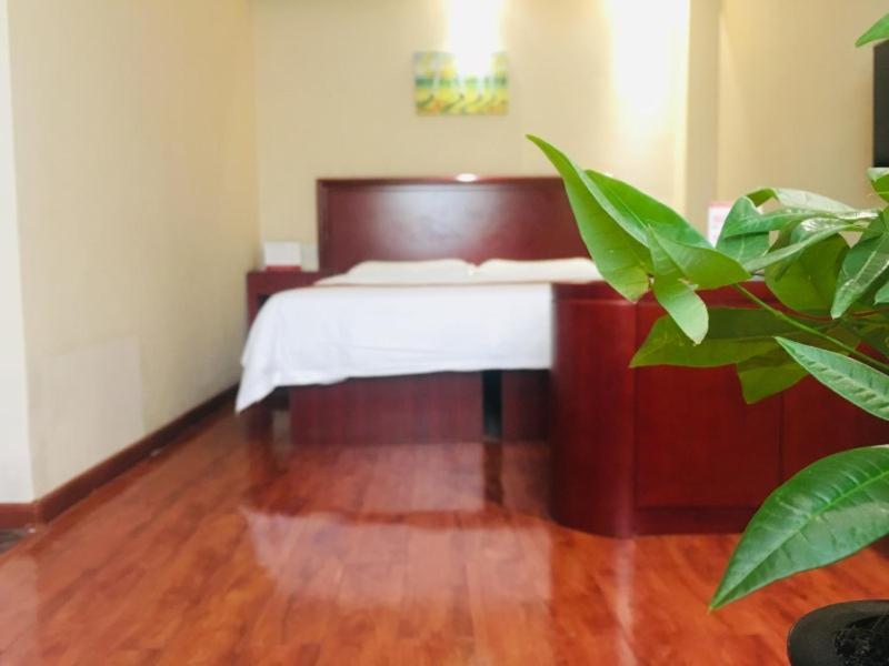 Greentree Inn High Tech Changzhi Road Subway Station Business Hotel Taiyuan  Eksteriør bilde