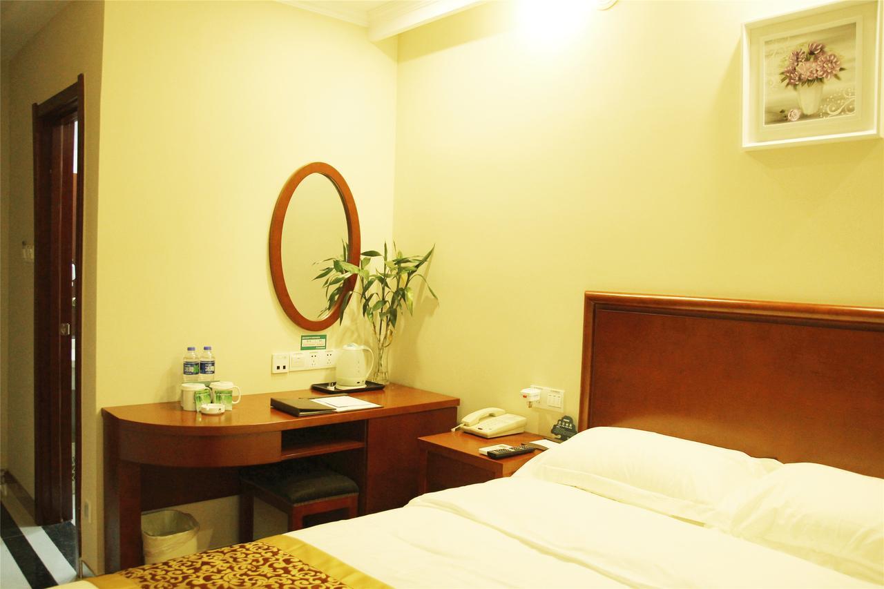 Greentree Inn High Tech Changzhi Road Subway Station Business Hotel Taiyuan  Eksteriør bilde